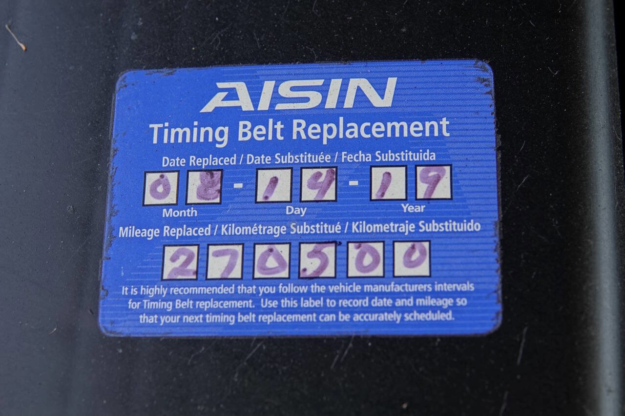Used 2002 Toyota Land Cruiser AWD/4WD image 11