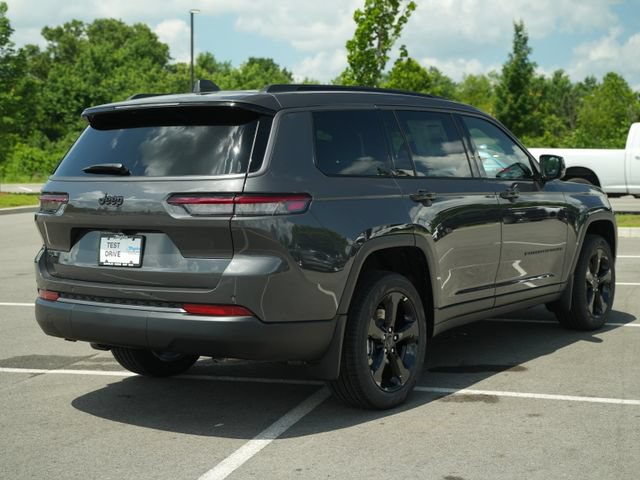 New 2026 Jeep Grand Cherokee L Limited w/ Limited Altitude Package AWD/4WD image 7