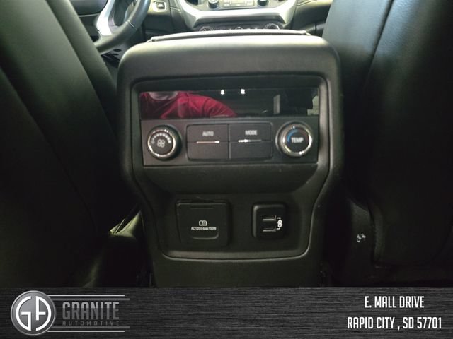 Used 2017 GMC Acadia SLT FWD image 34