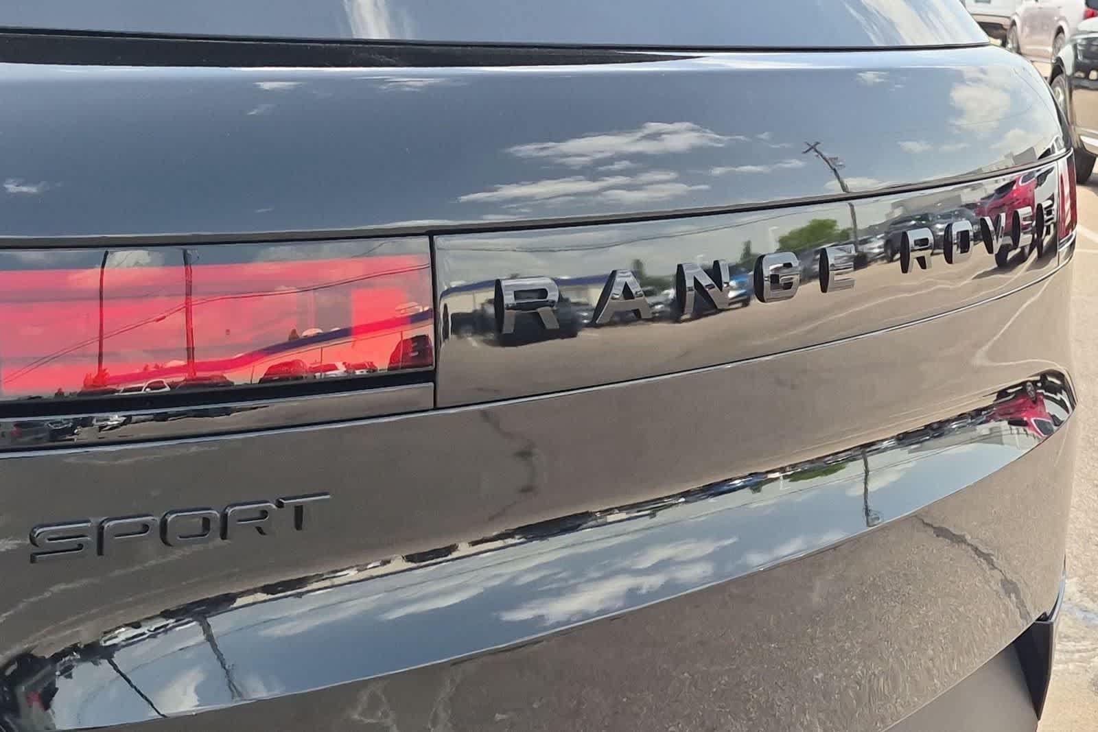 Certified 2024 Land Rover Range Rover Sport SE AWD/4WD image 12