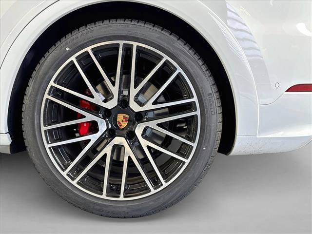 New 2026 Porsche Cayenne GTS AWD/4WD image 24