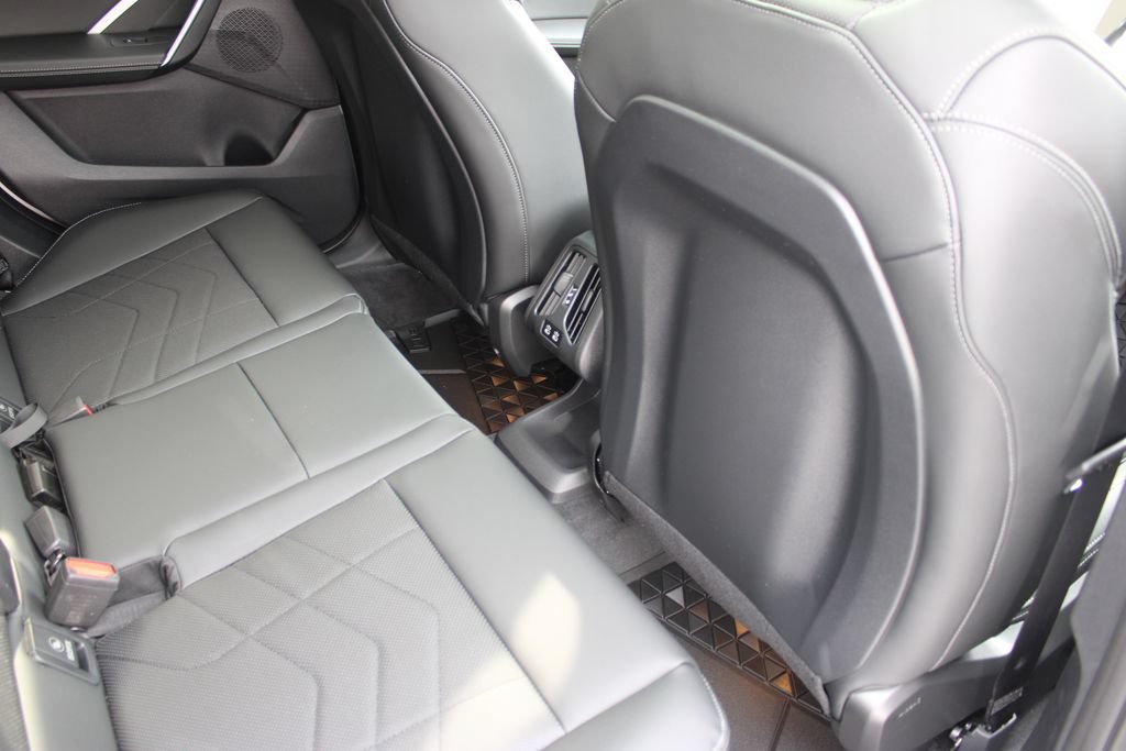 New 2026 BMW X2 xDrive28i AWD/4WD image 50