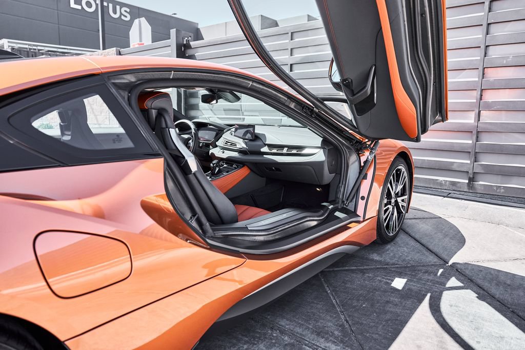 Used 2019 BMW i8 Coupe AWD/4WD image 27