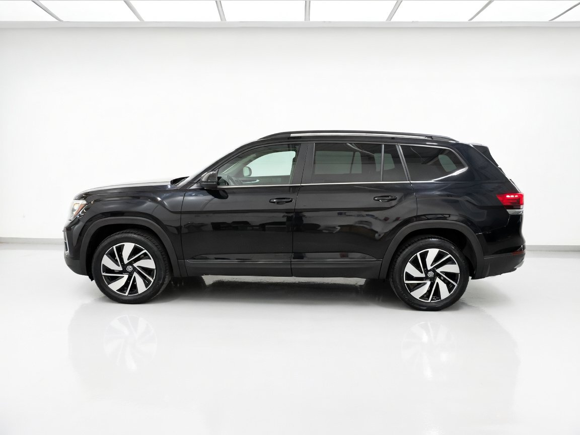 Used 2024 Volkswagen Atlas SE AWD/4WD image 22