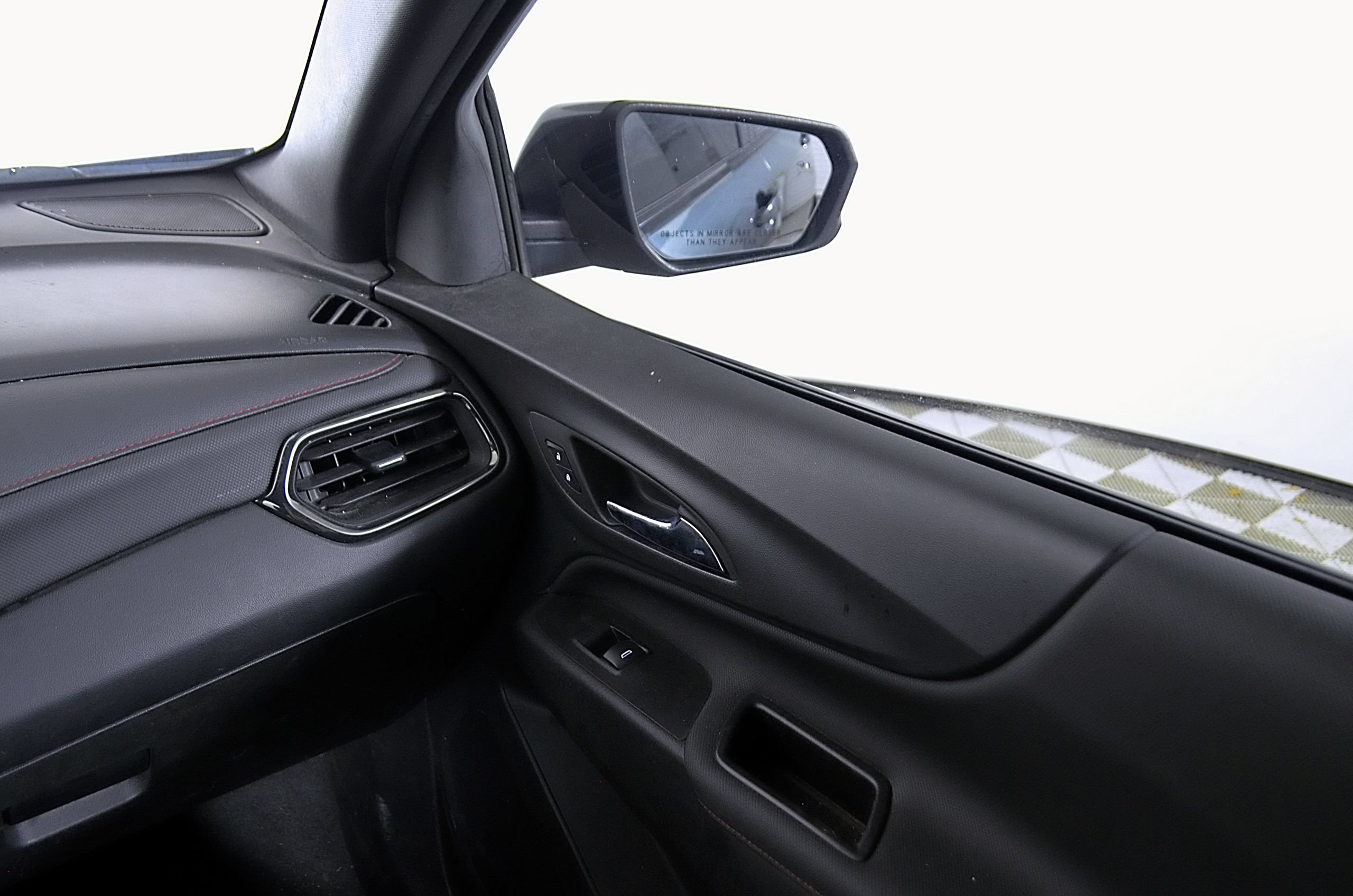 Used 2022 Chevrolet Equinox RS w/ Infotainment Package FWD image 25