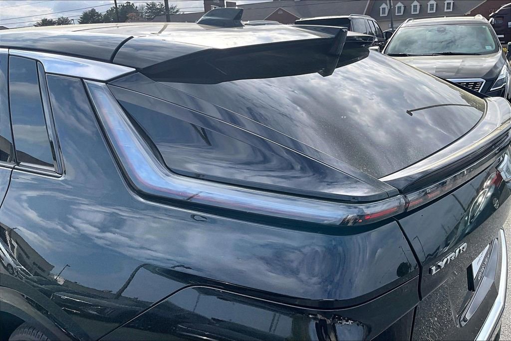 Certified 2023 Cadillac Lyriq 2WD image 23