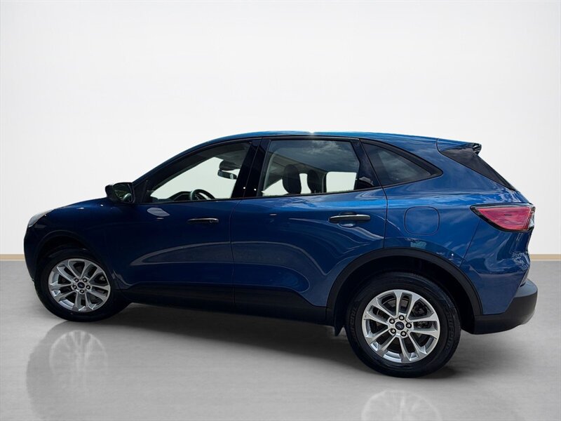 Used 2022 Ford Escape S FWD image 7