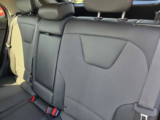 Used 2025 Kia Niro EX Touring image 12