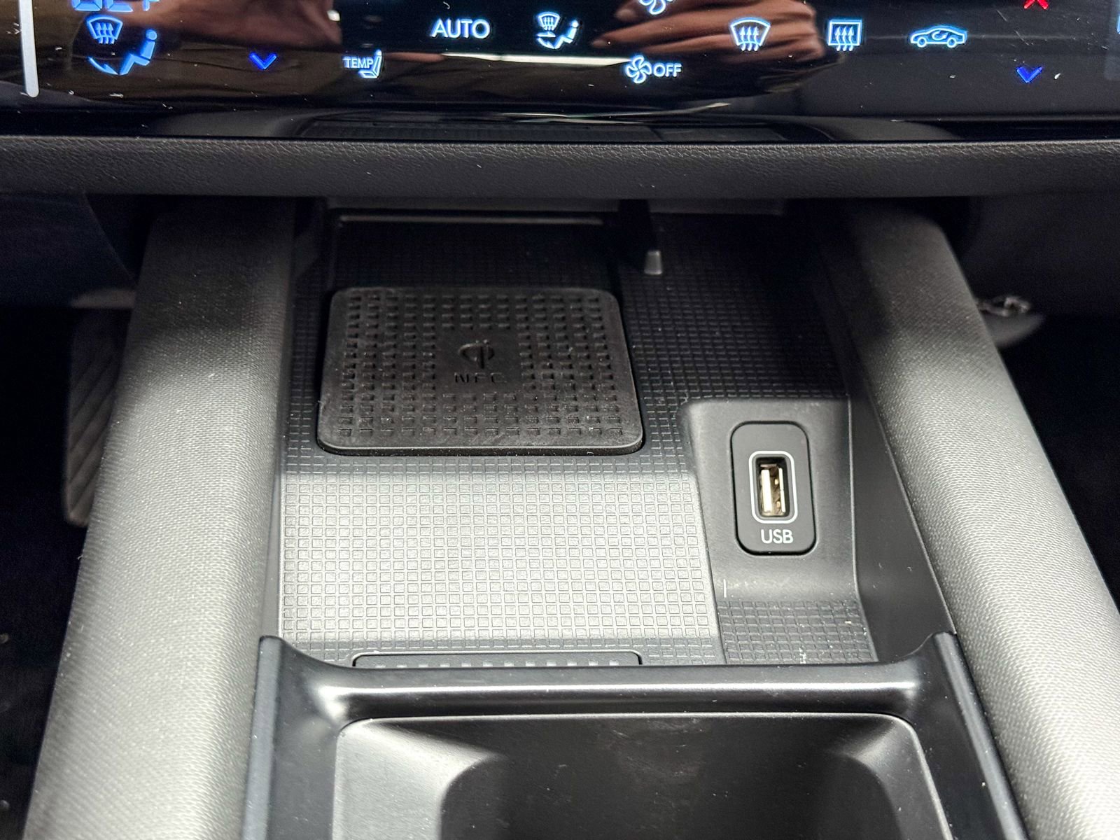 Used 2024 Hyundai Ioniq 6 SEL image 27