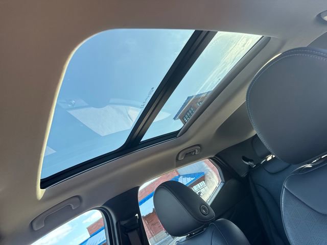 Used 2023 Chevrolet Bolt EUV Premier w/ Sun & Sound Package image 5