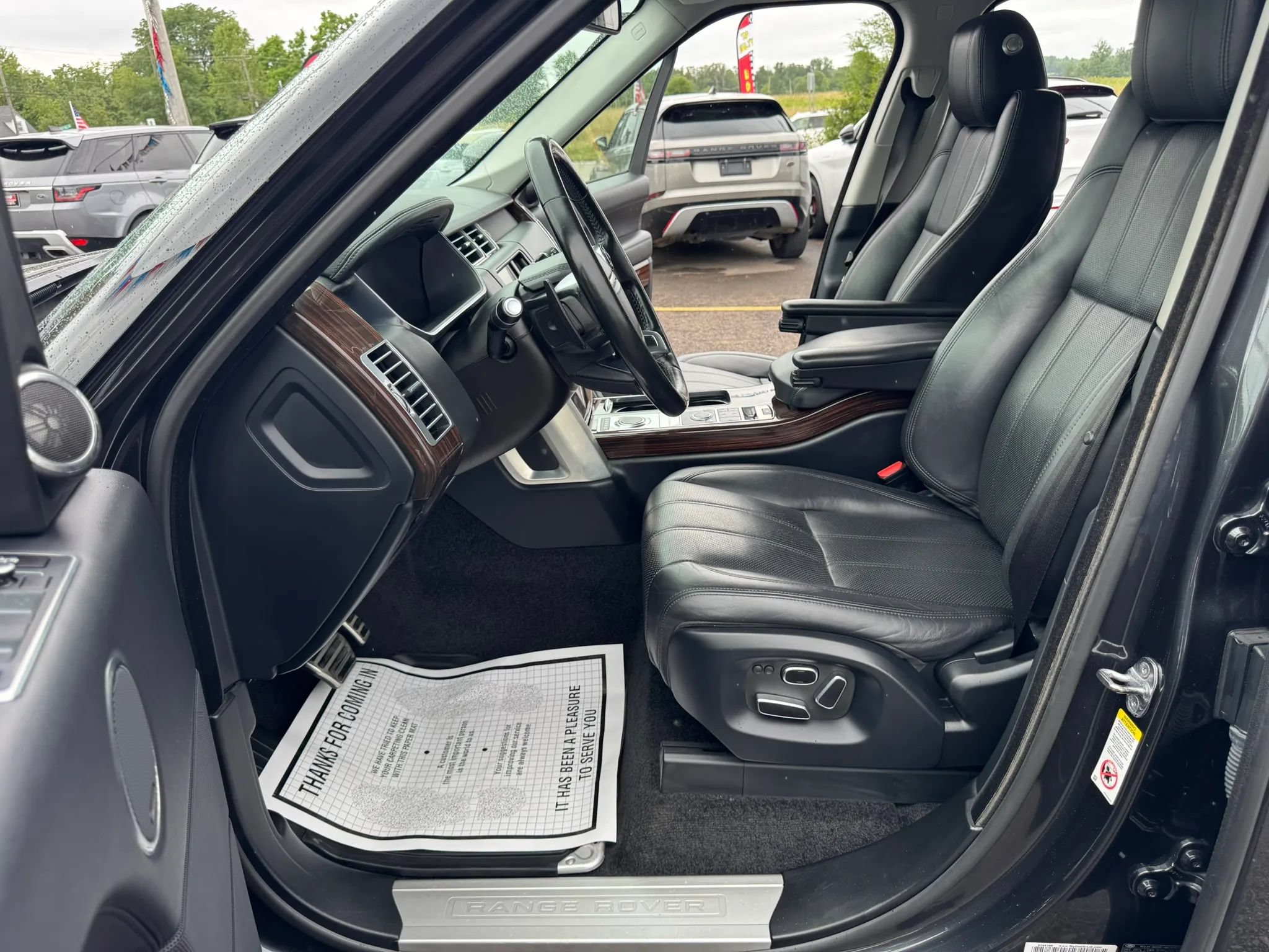 Used 2014 Land Rover Range Rover Supercharged AWD/4WD image 16