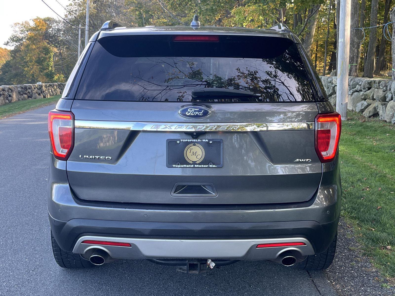 Used 2016 Ford Explorer Limited image 18