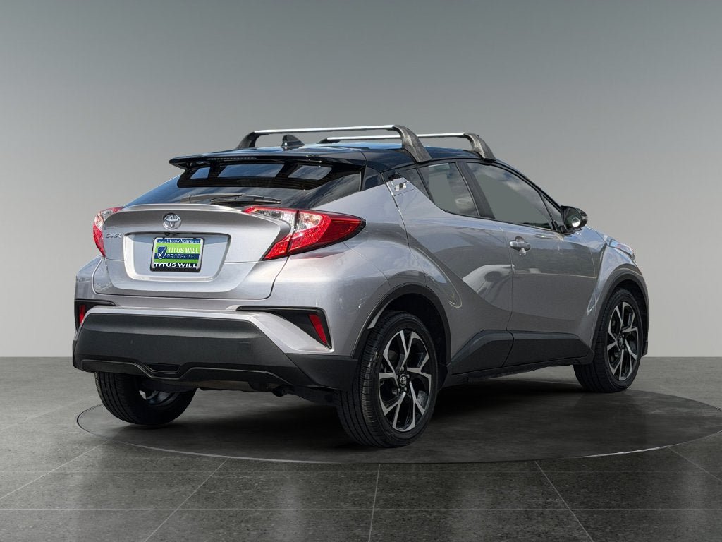 Used 2019 Toyota C-HR XLE FWD image 10
