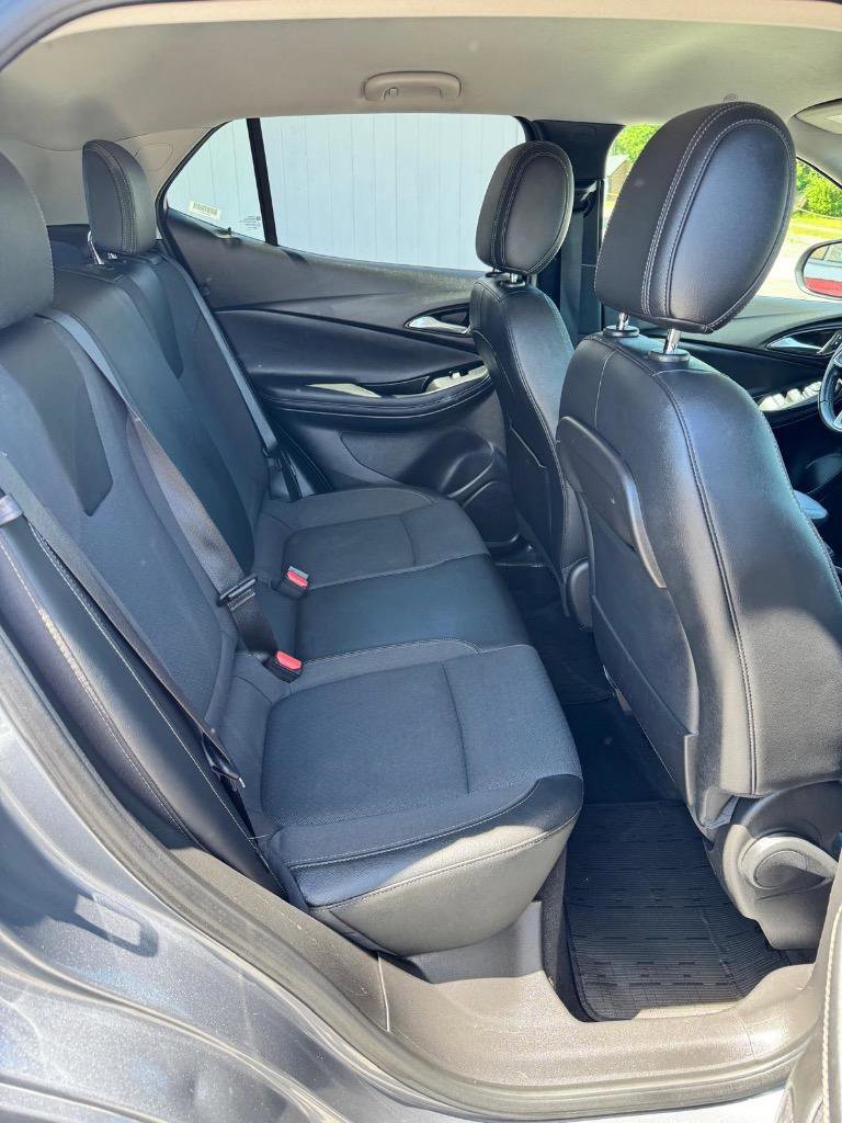 Used 2021 Buick Encore GX Preferred w/ Sport Touring Package image 24