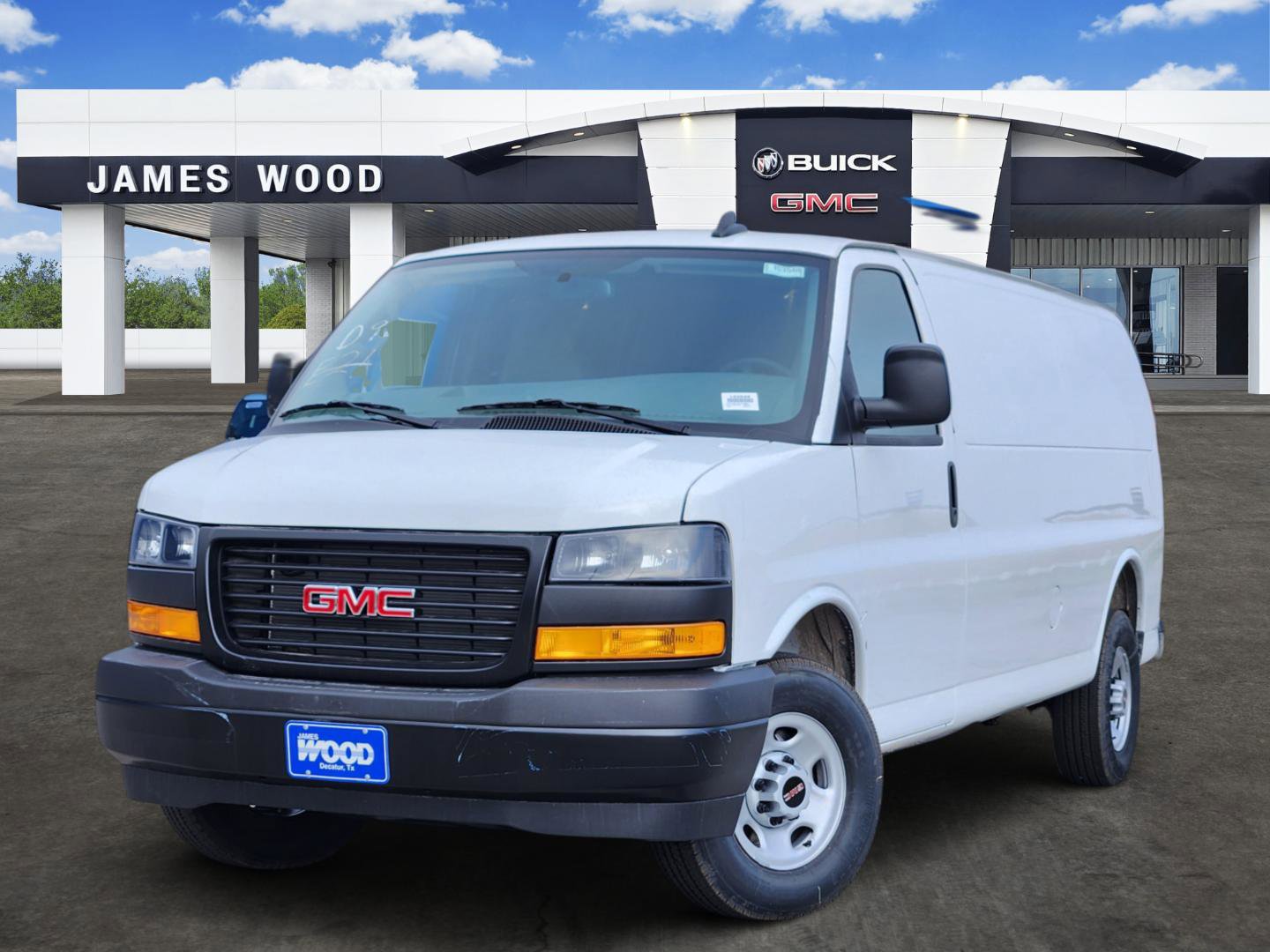 New 2025 GMC Savana 3500 Extended w/ Driver Convenience Package