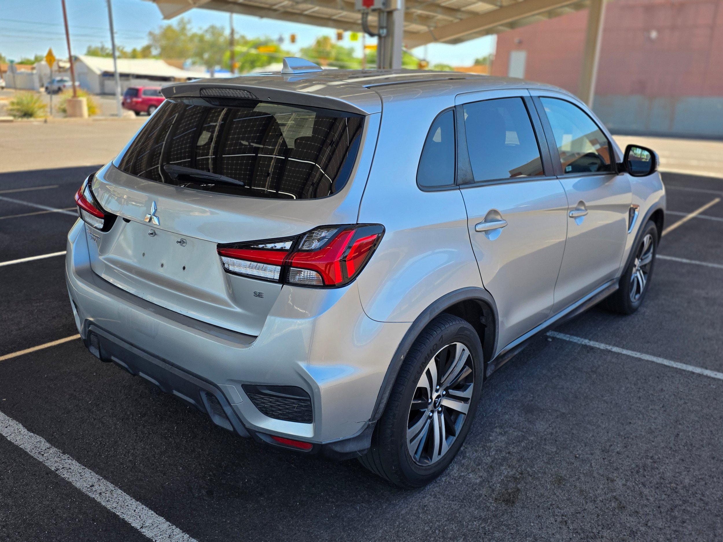 Used 2020 Mitsubishi Outlander Sport SE AWD/4WD image 5