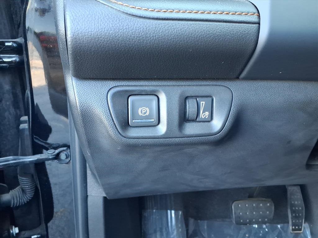 Used 2021 GMC Acadia AT4 w/ Trailering Package image 18