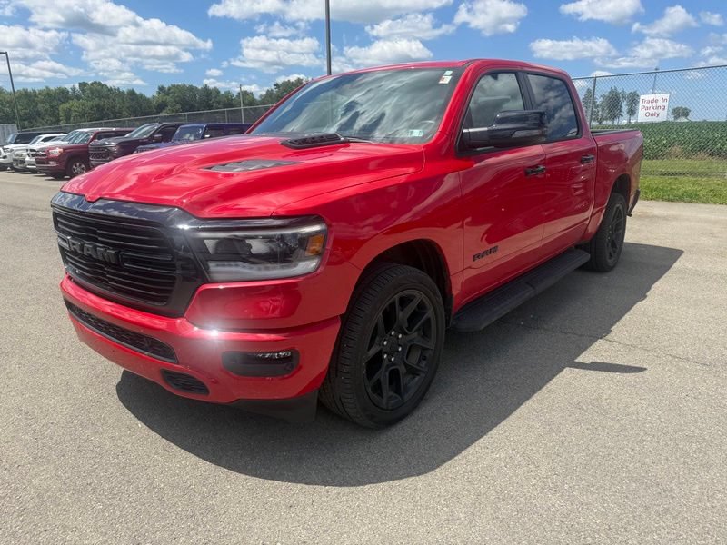 Used 2023 RAM 1500 Laramie AWD/4WD image 2