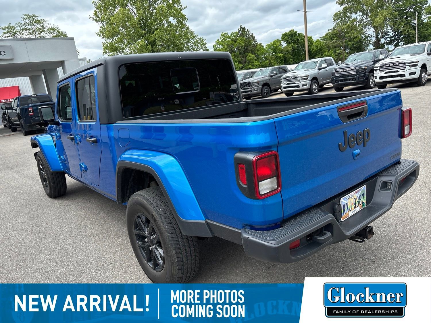 Used 2021 Jeep Gladiator Sport AWD/4WD image 5