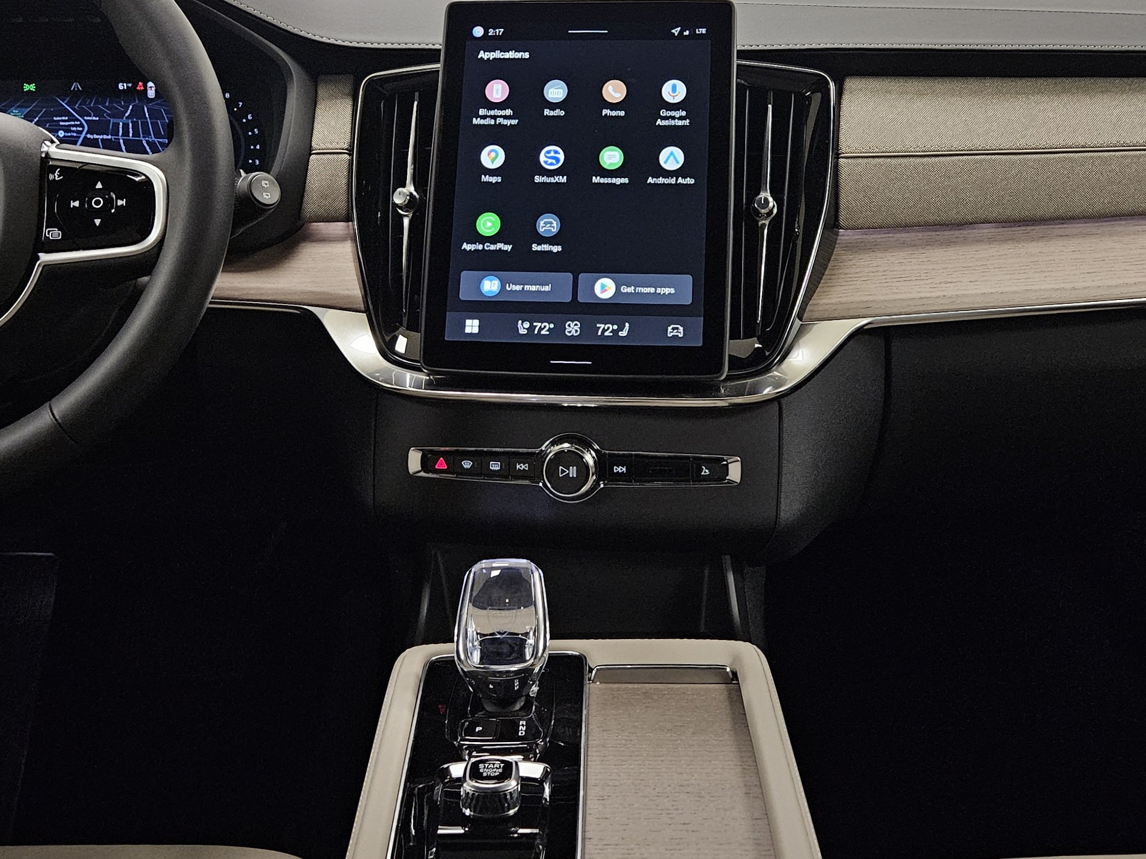 New 2026 Volvo XC90 B6 Plus w/ Protection Package Premier AWD/4WD image 16