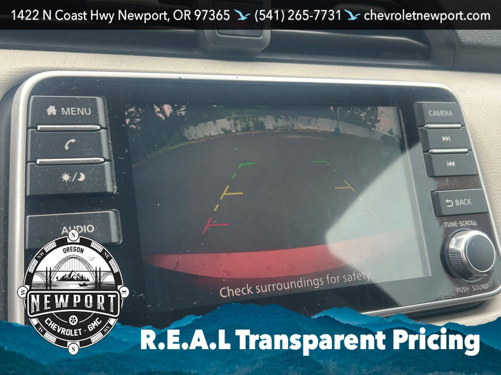 Used 2021 Nissan Versa SV FWD image 23