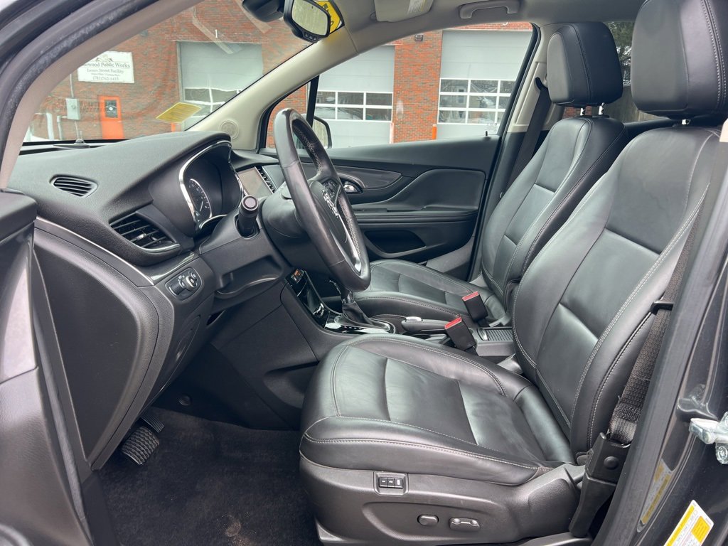 Used 2017 Buick Encore Essence w/ Experience Buick Package image 11