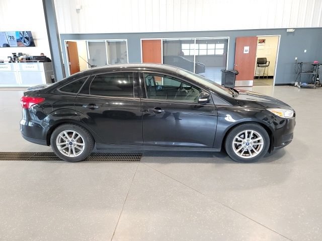 Used 2015 Ford Focus SE FWD image 8