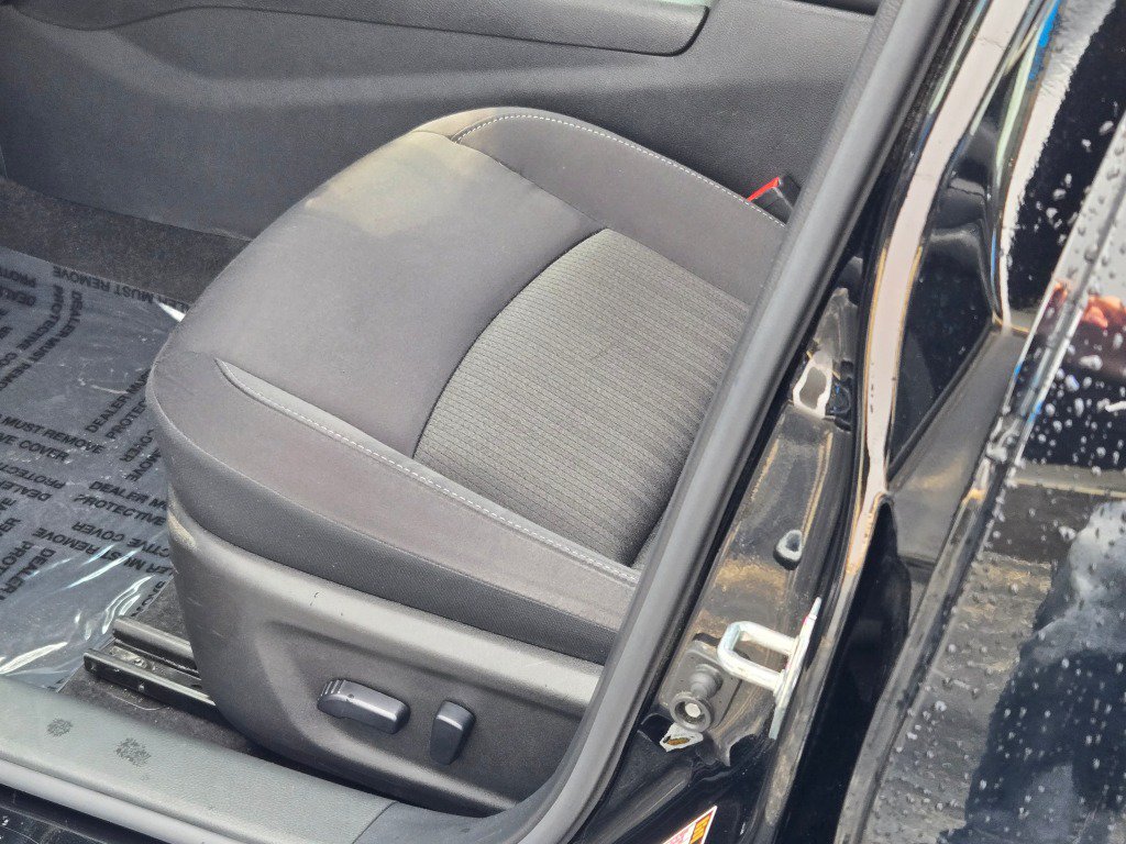 Used 2025 Nissan Altima 2.5 SV FWD image 22
