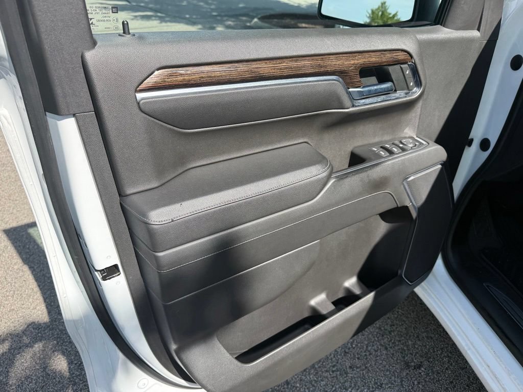 Used 2022 GMC Sierra 1500 Elevation AWD/4WD image 14