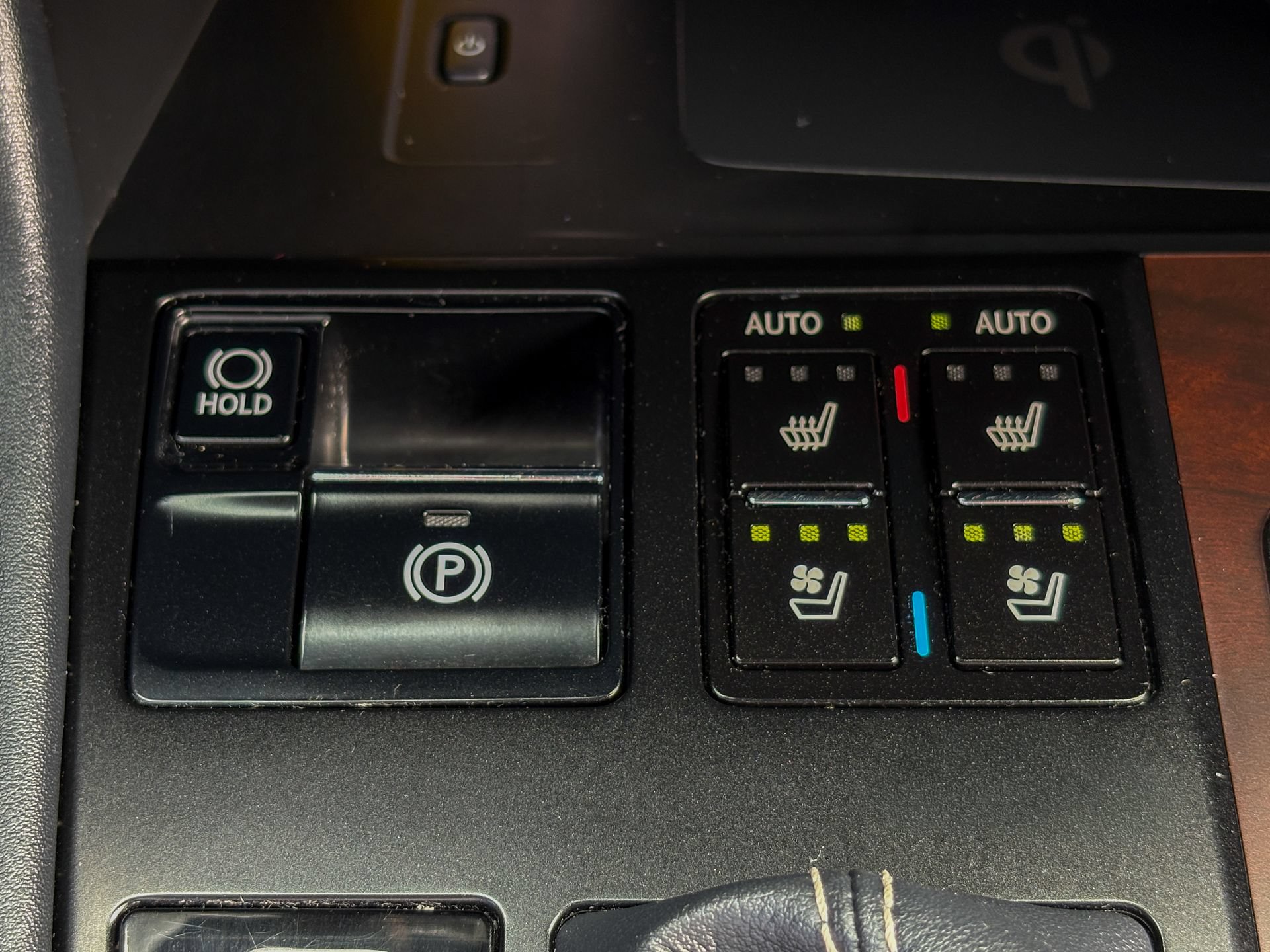 Used 2022 Lexus RX 350 AWD w/ Premium Package image 34