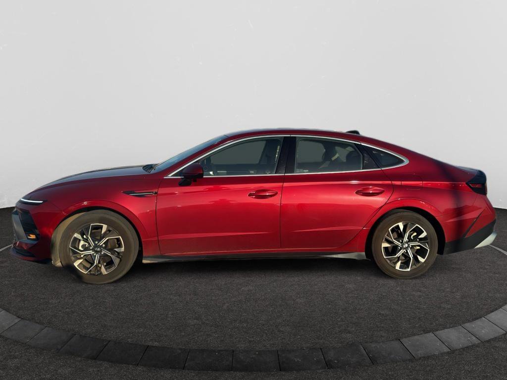 Used 2024 Hyundai Sonata SEL FWD image 8