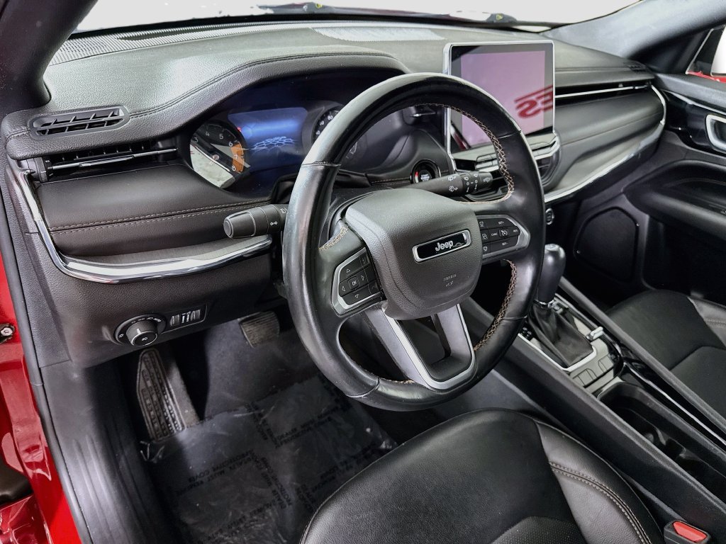 Used 2022 Jeep Compass Limited AWD/4WD image 17