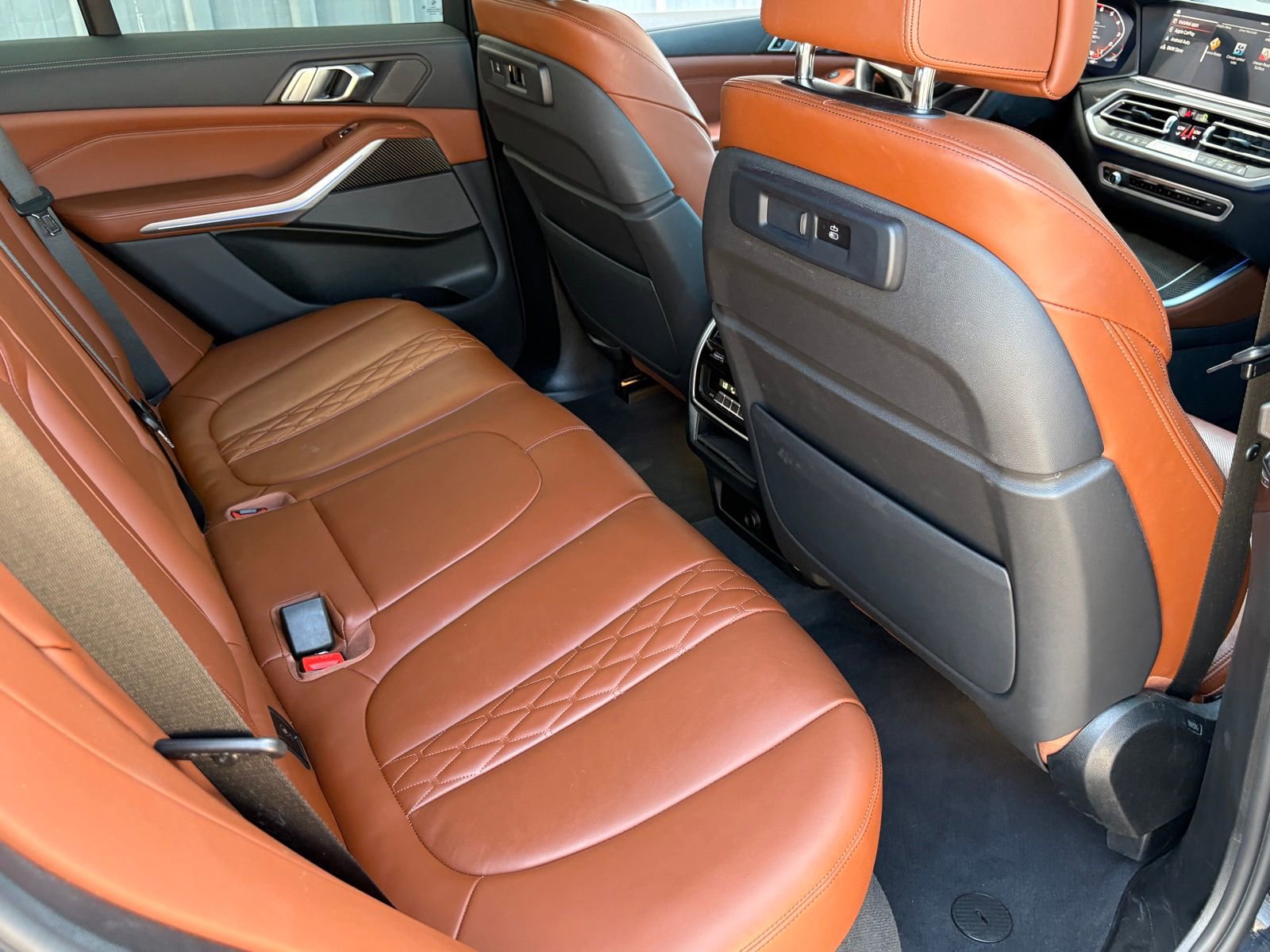 Used 2023 BMW X5 M50i w/ Parking Assistance Package image 43