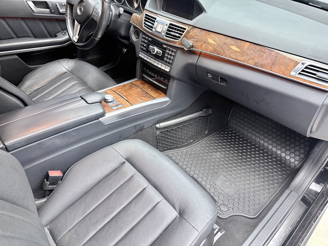 Used 2014 Mercedes-Benz E 550 4MATIC image 12