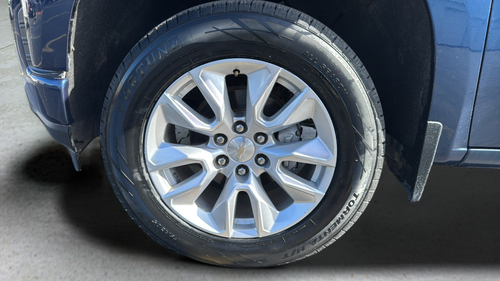 Used 2022 Chevrolet Silverado 1500 Custom RWD image 18
