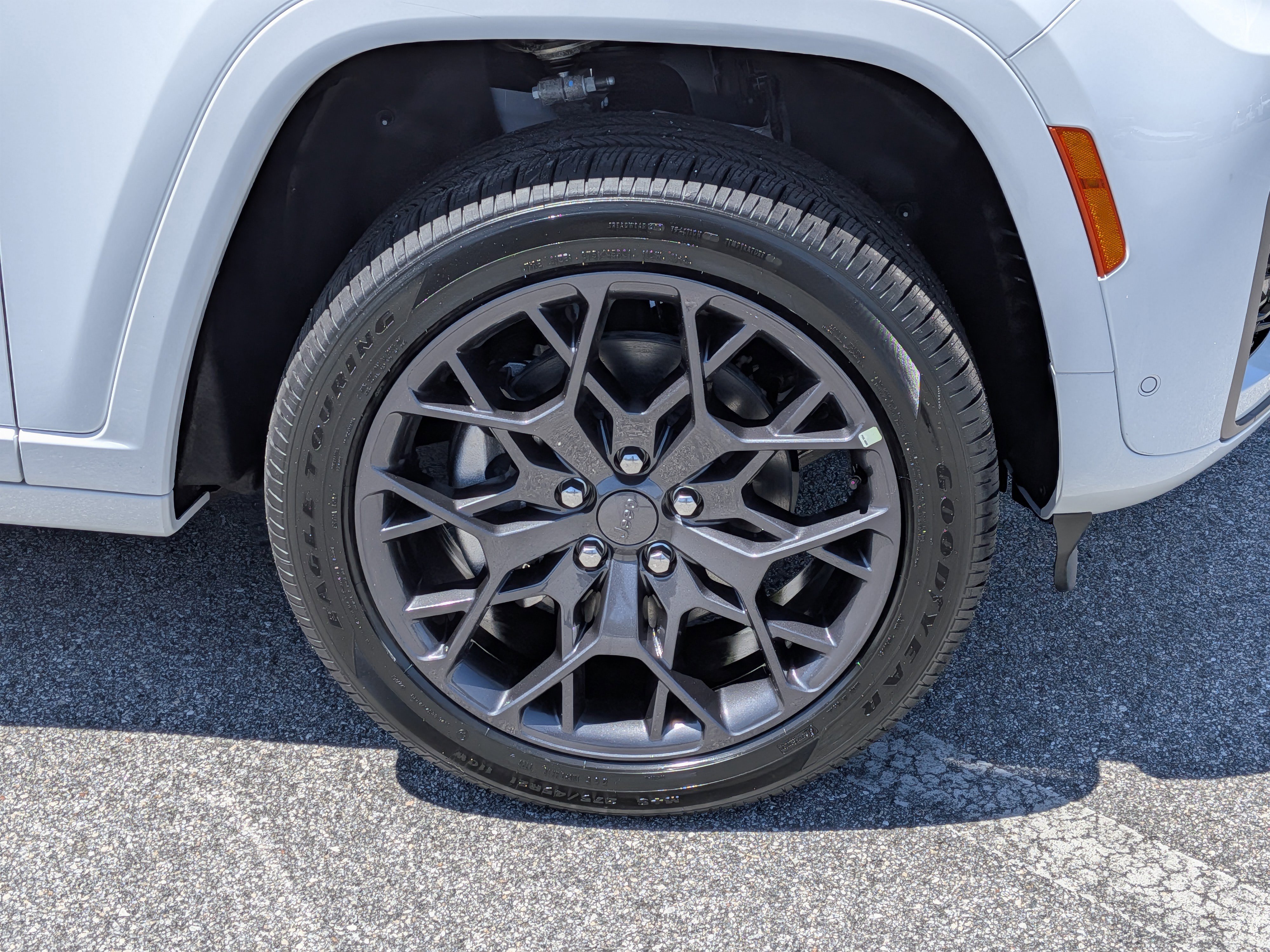 New 2026 Jeep Grand Cherokee L Summit AWD/4WD image 10