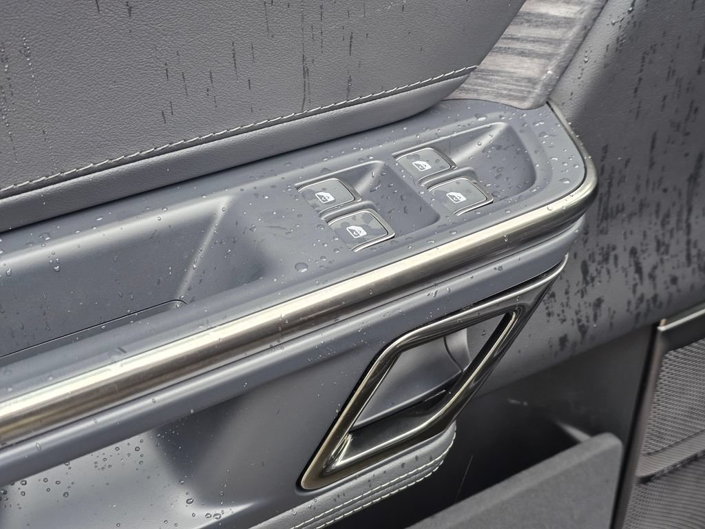 Used 2022 Rivian R1S Launch Edition AWD/4WD image 25