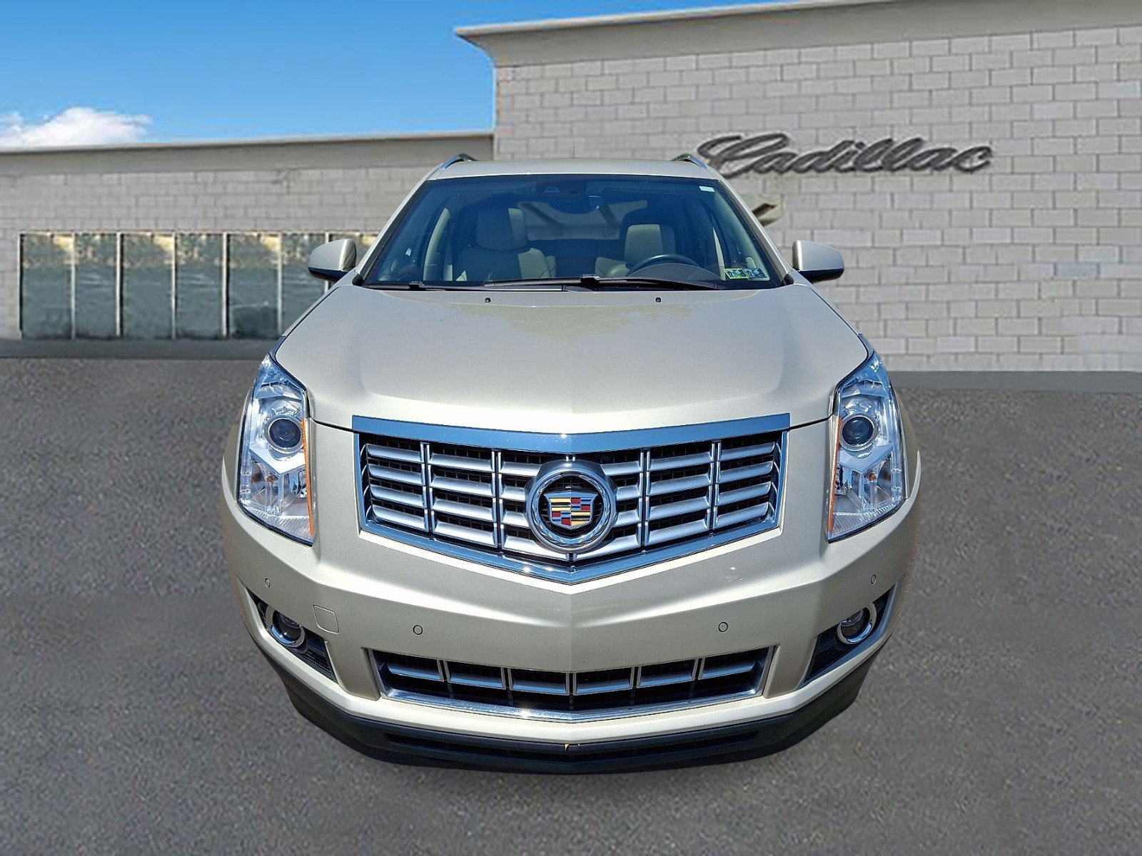 Used 2015 Cadillac SRX Luxury w/ Driver Awareness Package AWD/4WD image 7