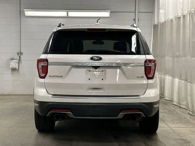 Used 2019 Ford Explorer Platinum AWD/4WD image 4