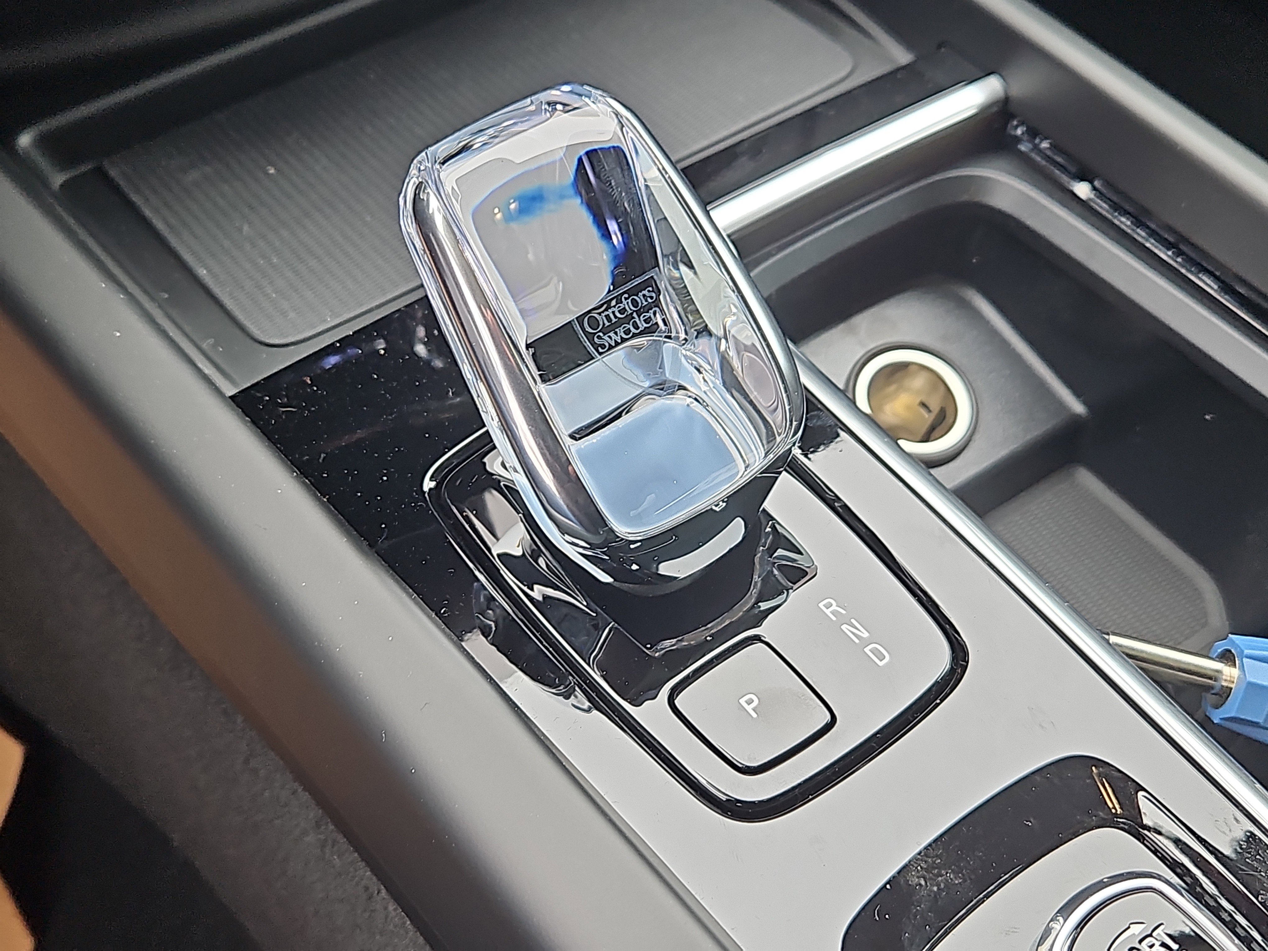 New 2026 Volvo XC60 B5 Core w/ Protection Package Premier image 18