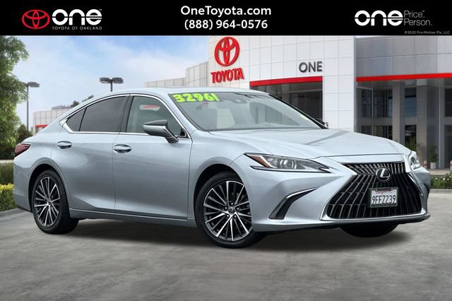 Used 2023 Lexus ES 350 w/ Premium Package FWD image 1