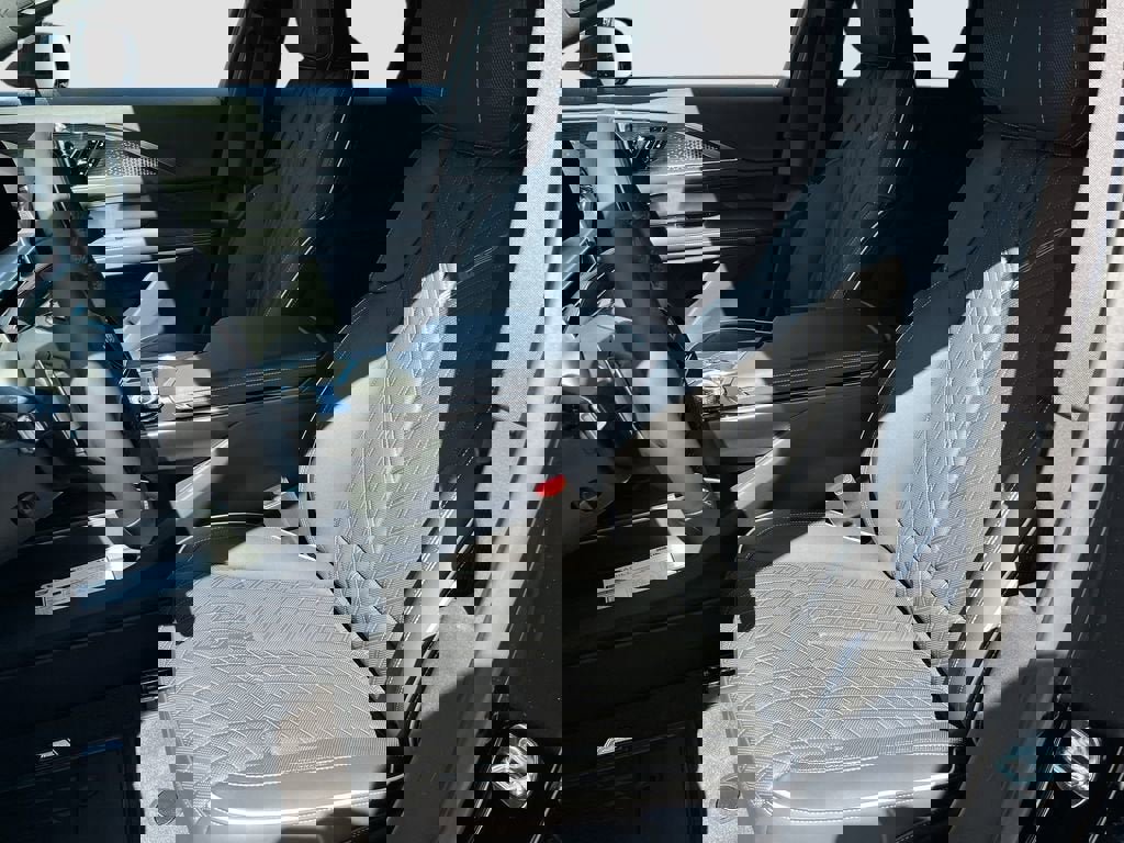 New 2026 Cadillac Lyriq V image 22