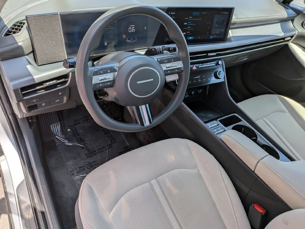 Used 2025 Hyundai Sonata SEL FWD image 16