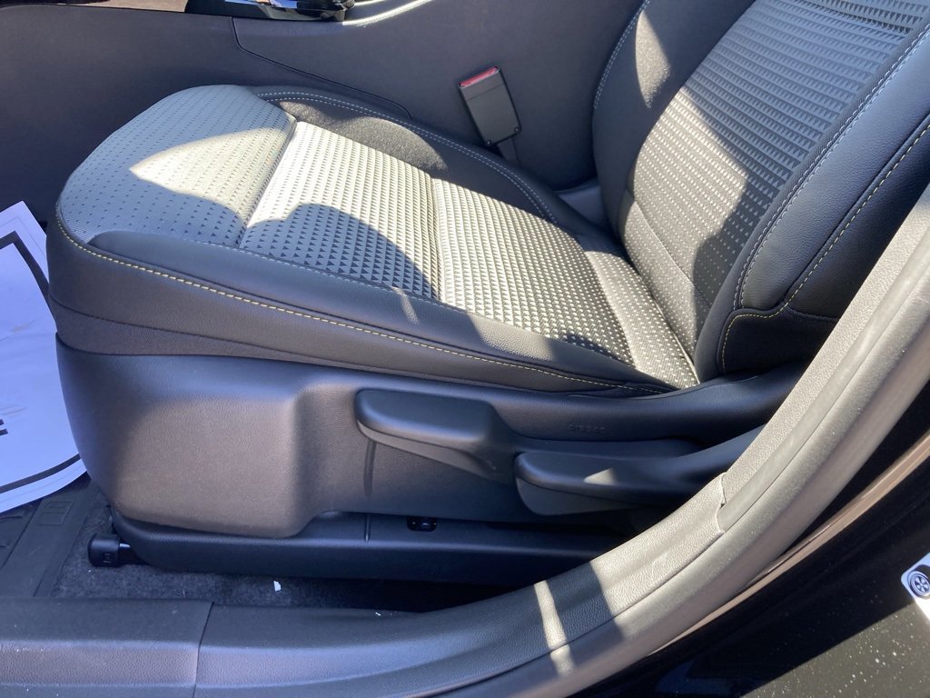 New 2025 Chevrolet Trax LT w/ Driver Confidence Package image 10