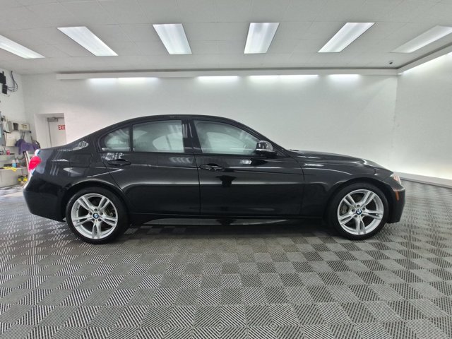 Used 2016 BMW 328i xDrive Sedan AWD/4WD image 4