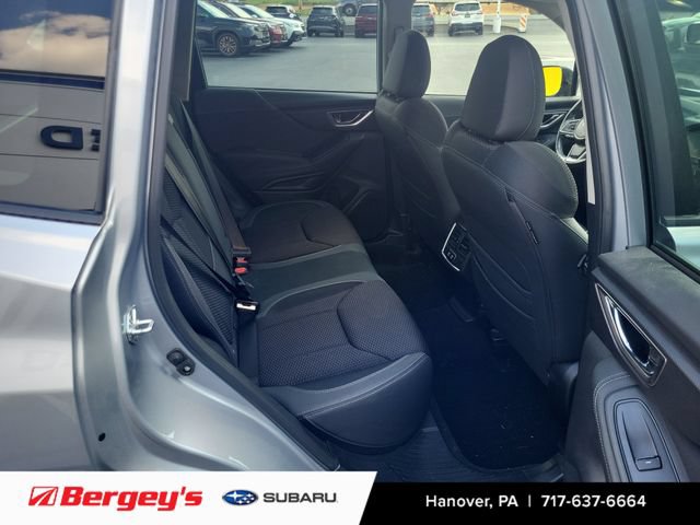 Used 2023 Subaru Forester Premium AWD/4WD image 10