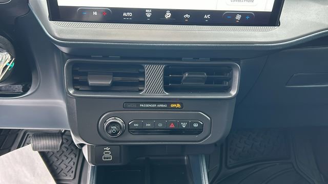Certified 2025 Ford Maverick XL w/ Equipment Group 102A image 21