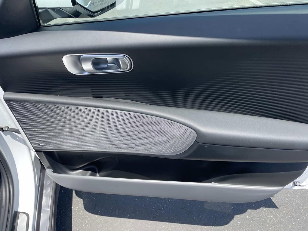 Used 2025 Hyundai Ioniq 6 Limited RWD image 28