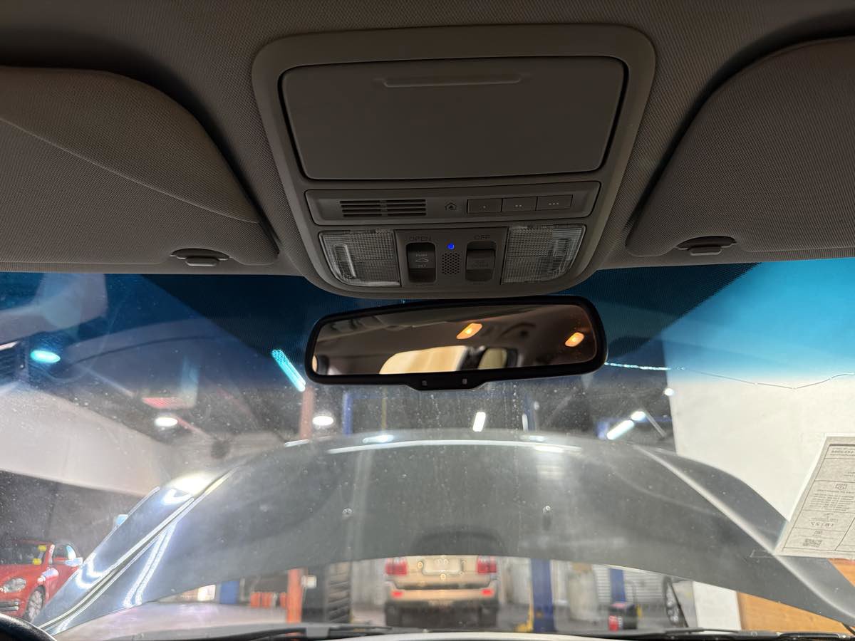 Used 2012 Honda Odyssey EX-L image 22