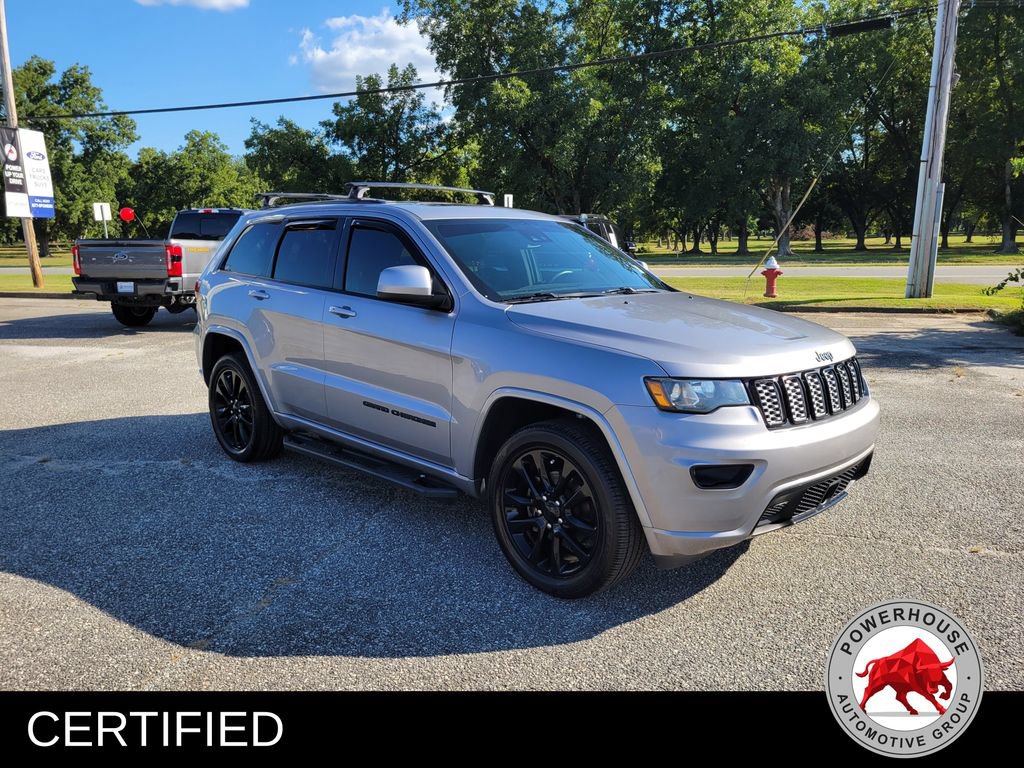 Used 2020 Jeep Grand Cherokee Altitude RWD image 9